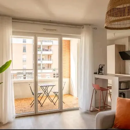 Апартаменты Le Candle - Parking & Balcon - - Toulouse